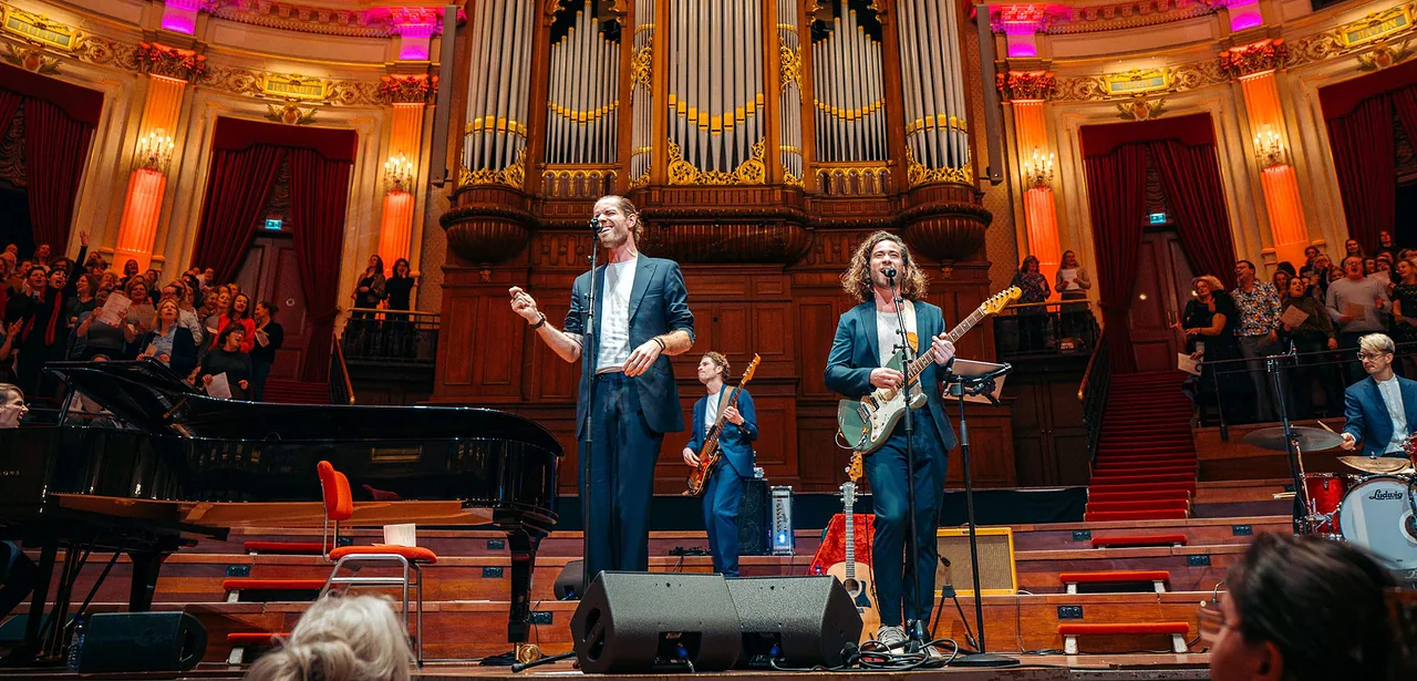 Popup Choir Taylor Swift: zing mee met Maarten Bos en Tijmen de Koning — achtergrondafbeelding