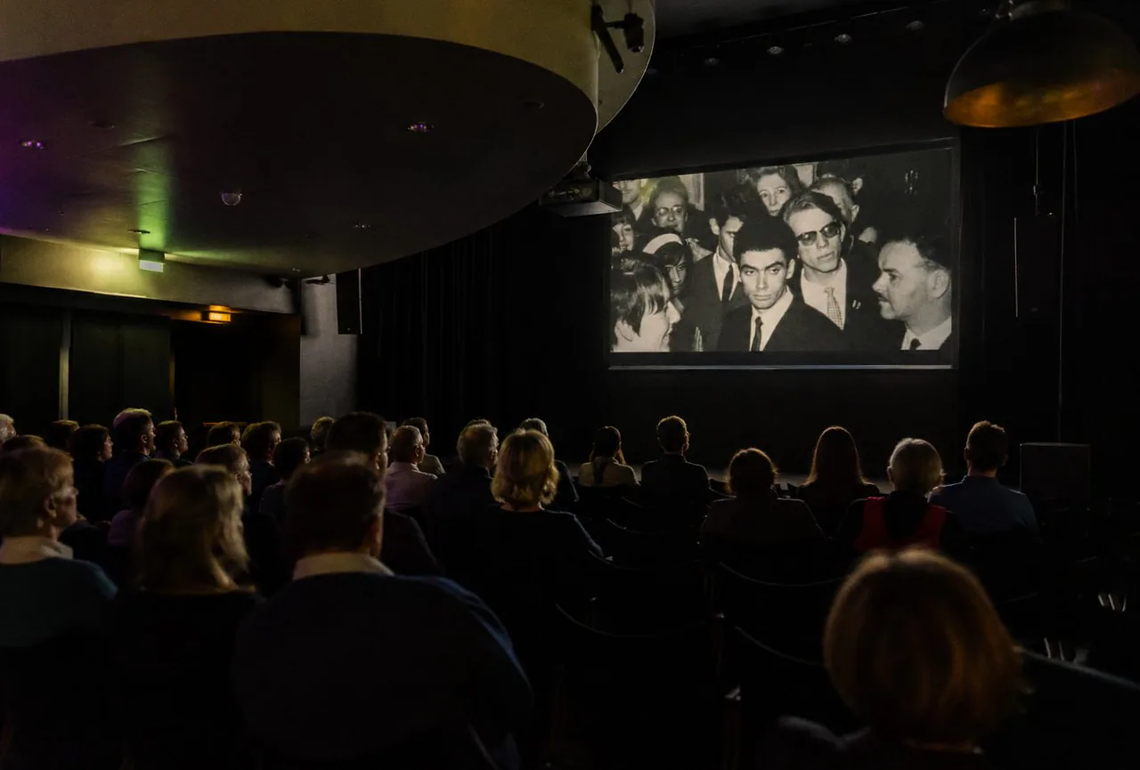 IKFU Cinema: De Winnaars — achtergrondafbeelding