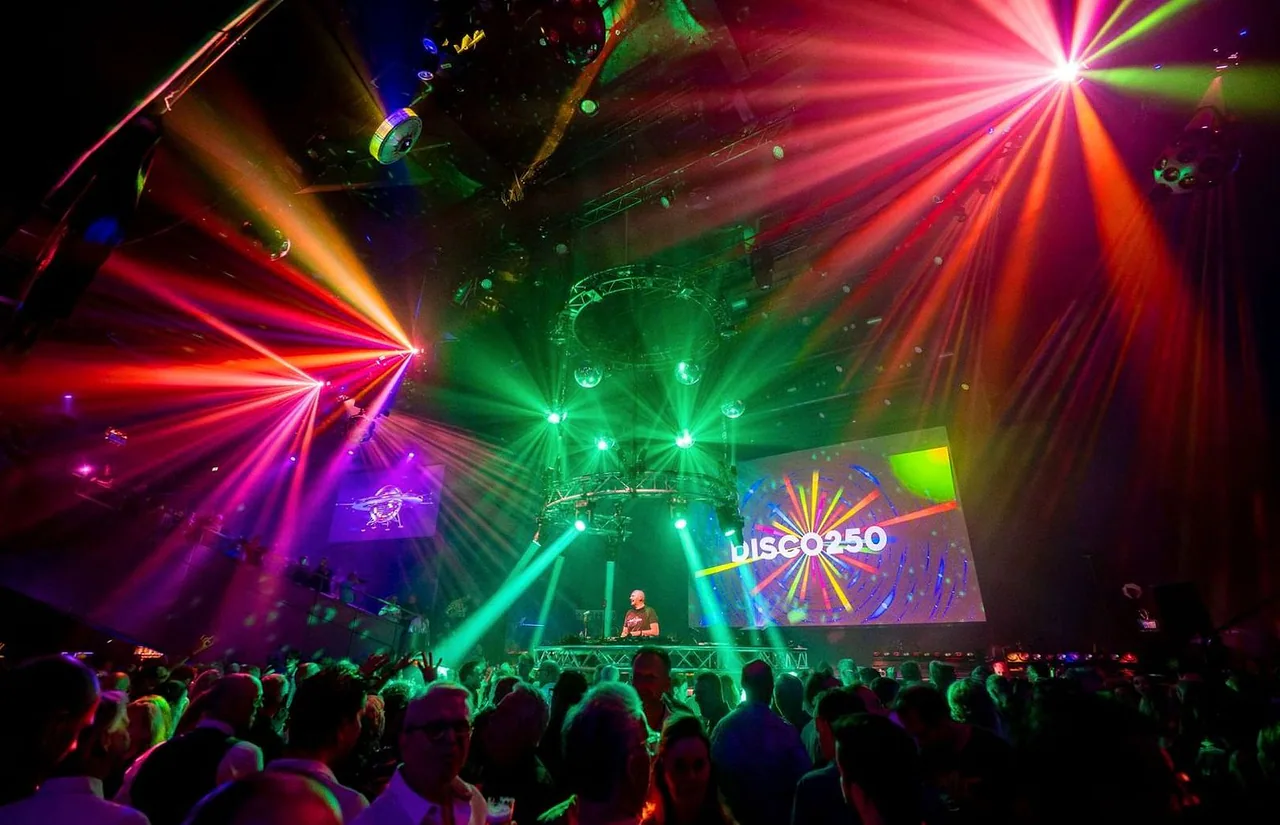 Disco250 · TivoliVredenburg, Utrecht · Sat, 24 Apr 2027