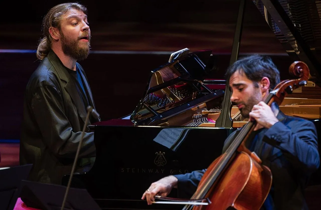 Lunchconcert klassiek — achtergrondafbeelding