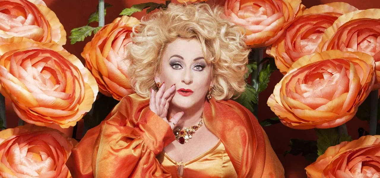 Amsterdam in Concert met Karin Bloemen, Jamai en Glennis Grace — achtergrondafbeelding