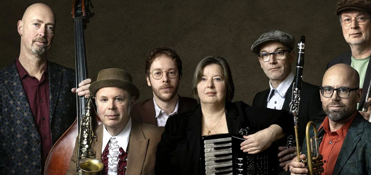 Amsterdam Klezmer Band - 30 jaar — achtergrondafbeelding