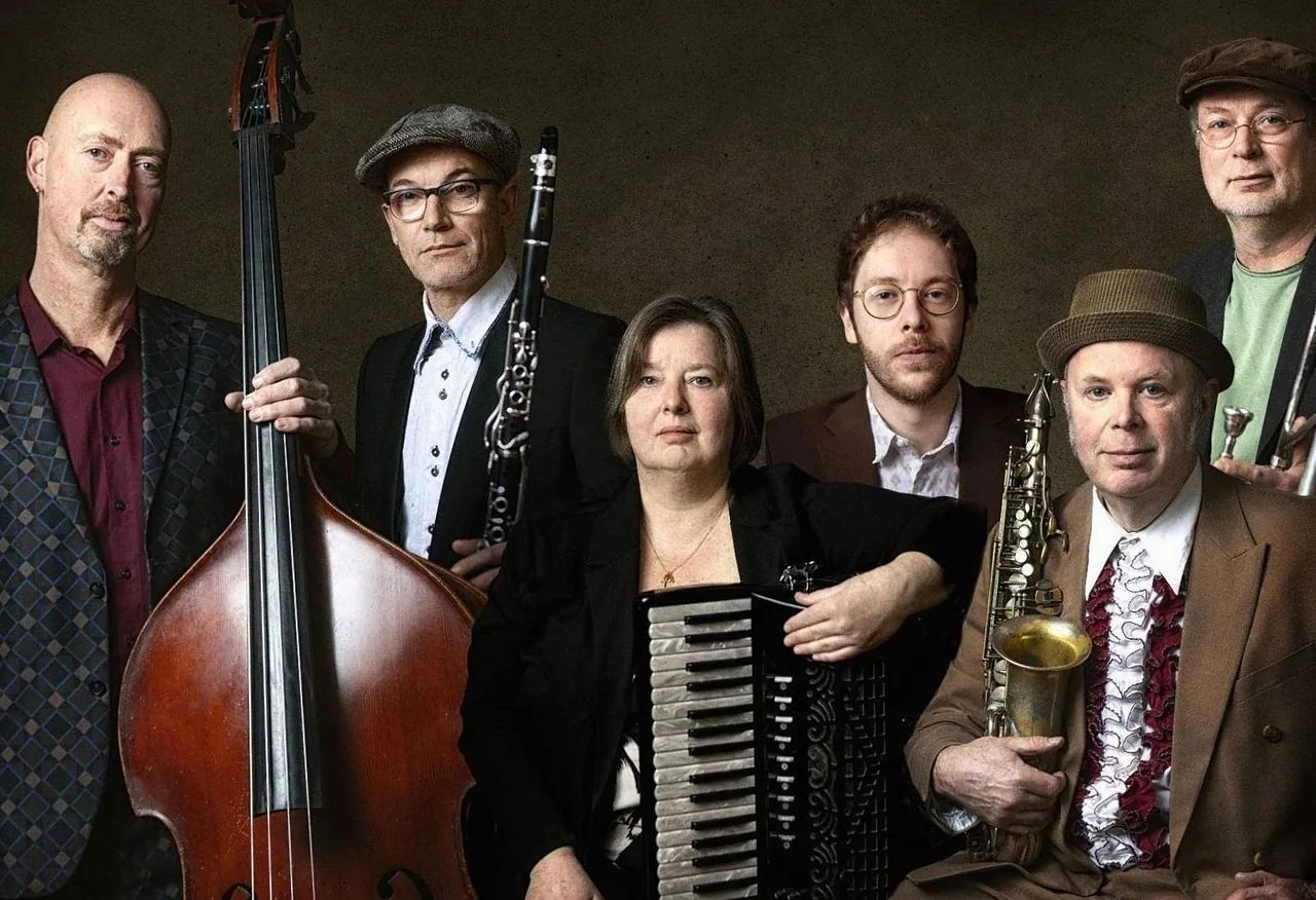 Amsterdam Klezmer Band · PLT - Theater Heerlen, Heerlen · vr 4 dec 2026