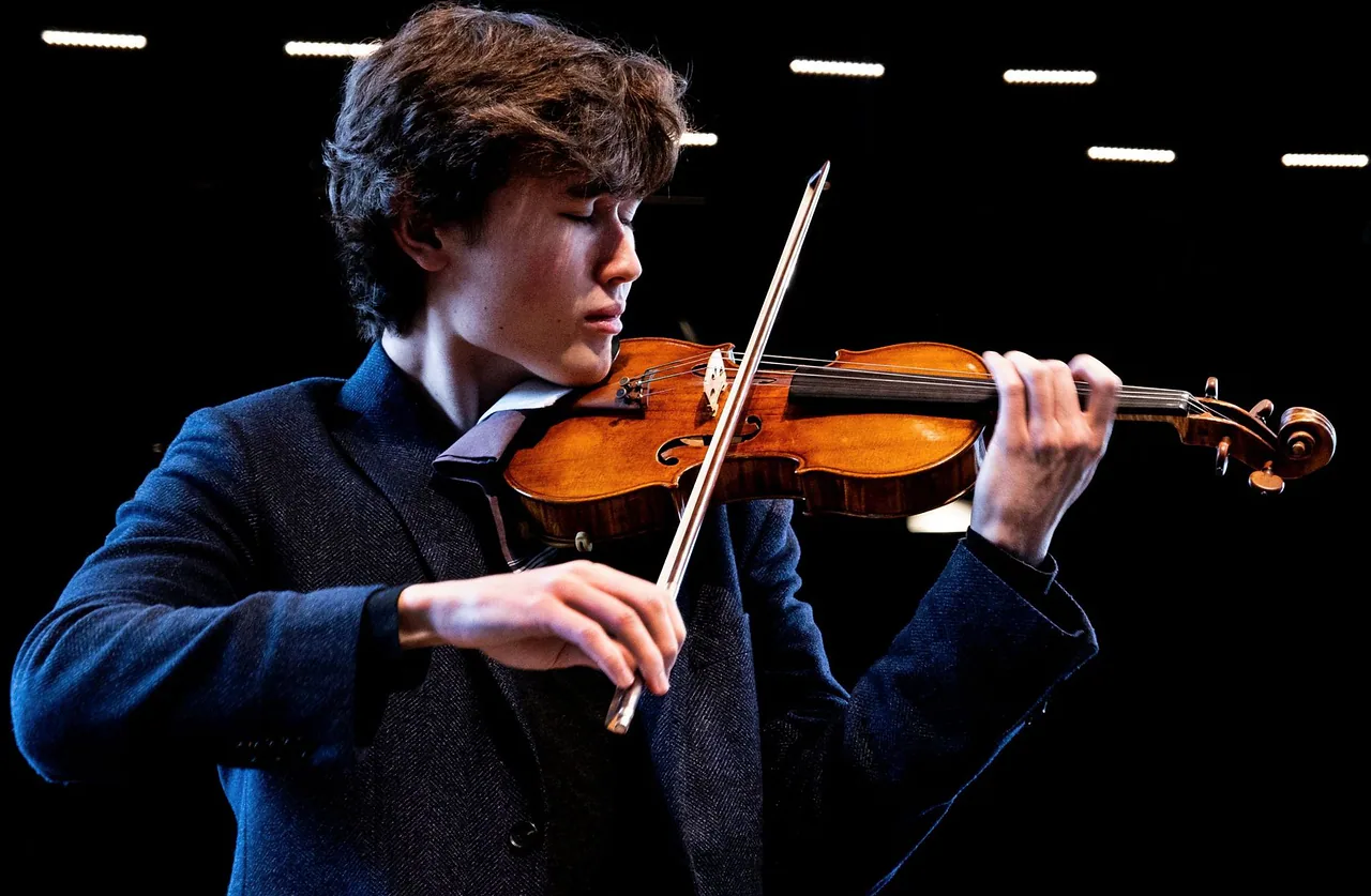 Amsterdam Sinfonietta: Tsjaikovski’s Serenade · TivoliVredenburg, Utrecht · vr 12 mrt 2027