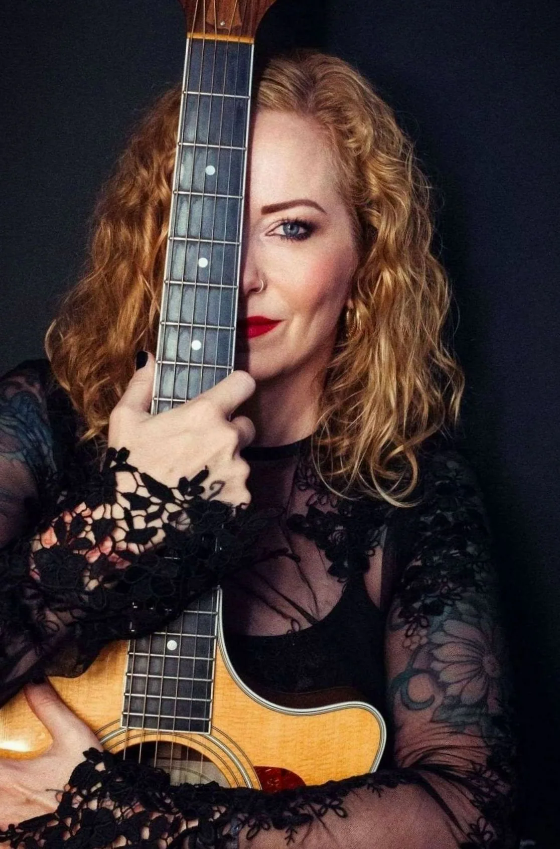 Anneke van Giersbergen — achtergrondafbeelding