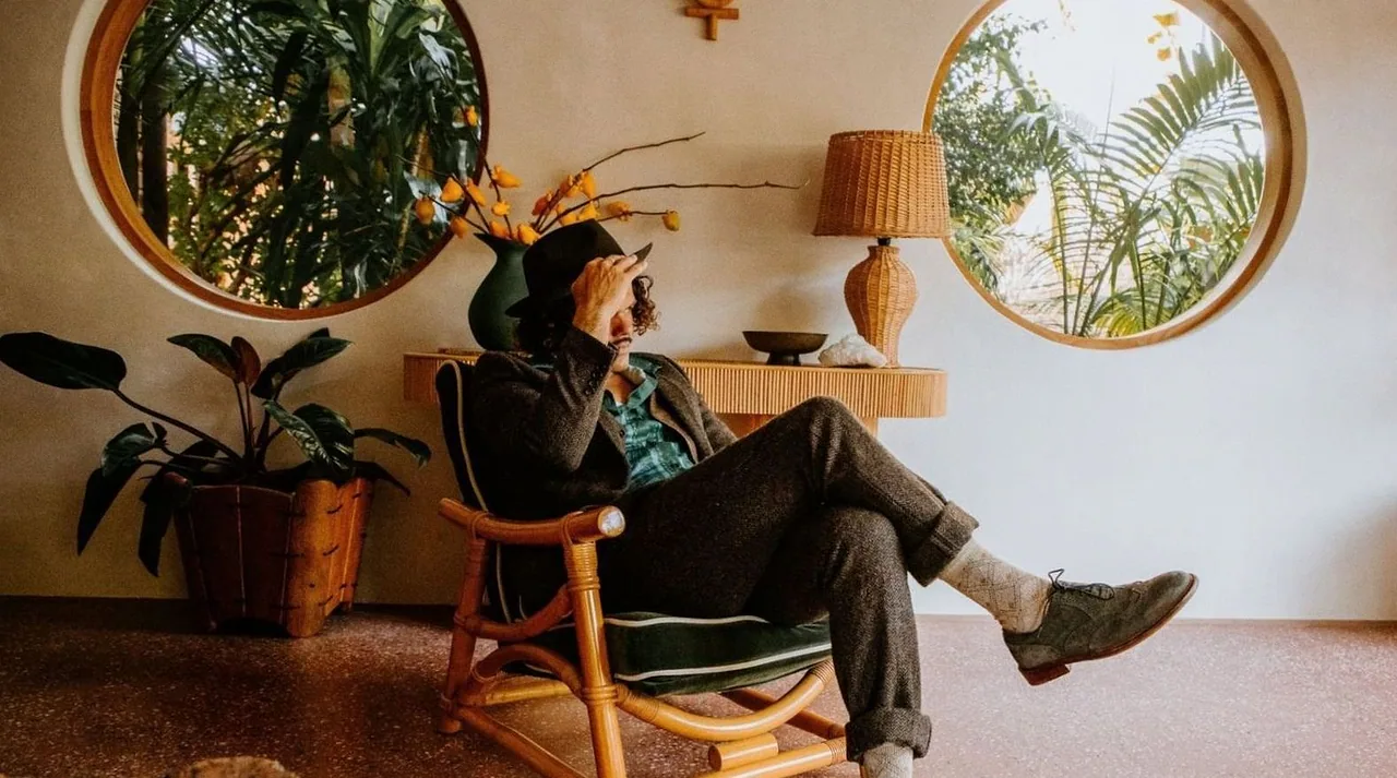 Ash Grunwald · Paradiso, Amsterdam · Sat, 27 Mar 2027
