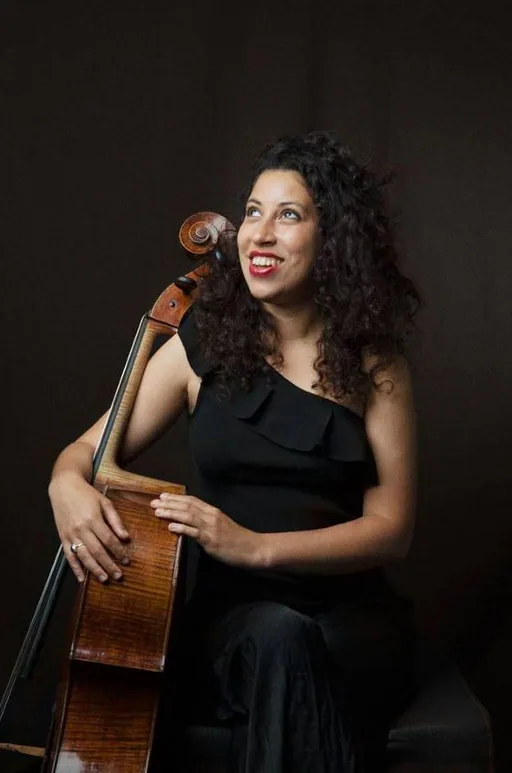 Bachs Cellosuites integraal: Ella van Poucke · De Waalse Kerk, Amsterdam · za 10 apr 2027