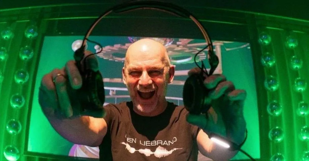 Back To The Disco in the mix met Ben Liebrand — background image