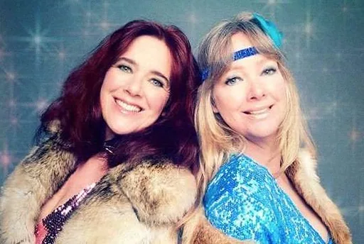 Beatrice en Vera van der Poel — Dancing Queens (xs tribute to ABBA) · Streams Brede Beek, Nijkerk · vr 26 feb 2027