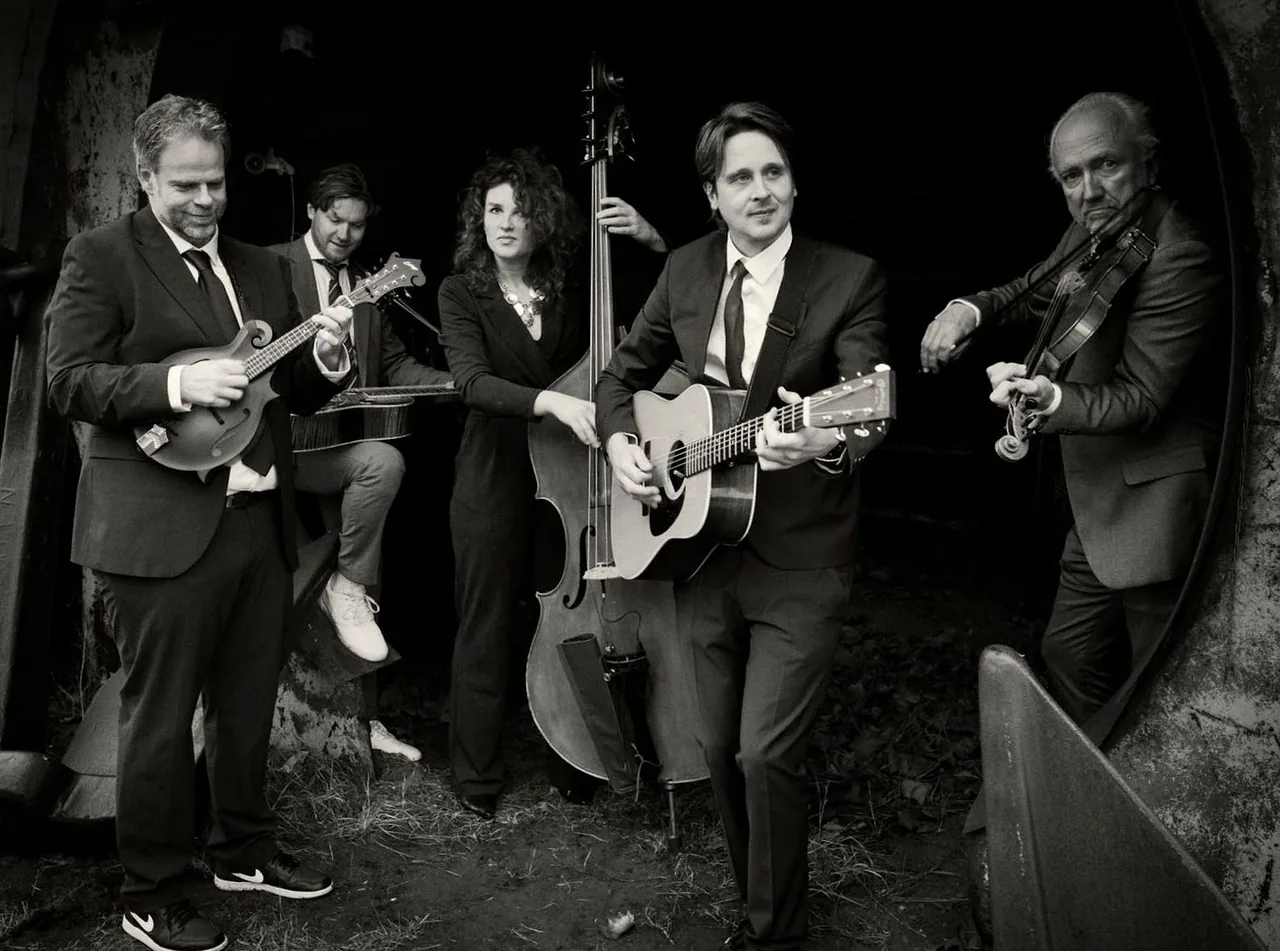Bertolf · Theater De Storm, Winterswijk · do 28 jan 2027
