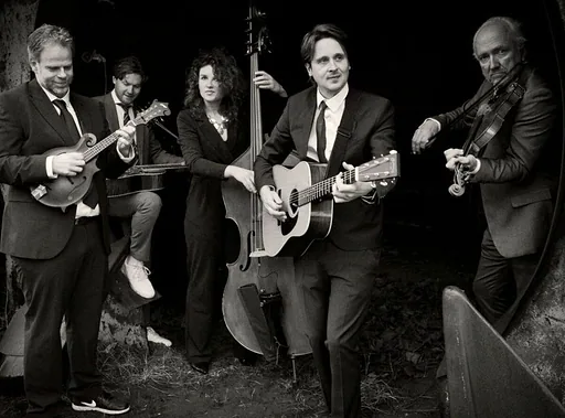 Bertolf · Schouwburg Concertzaal Tilburg, Tilburg · za 3 apr 2027