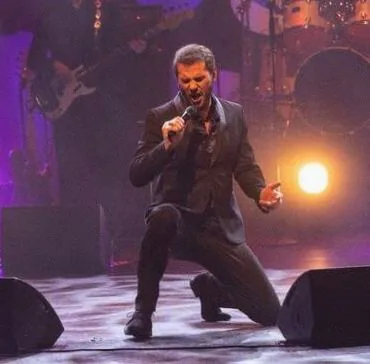 BOUKE ROCKS ELVIS · Schouwburg Hengelo, Hengelo · vr 2 okt 2026