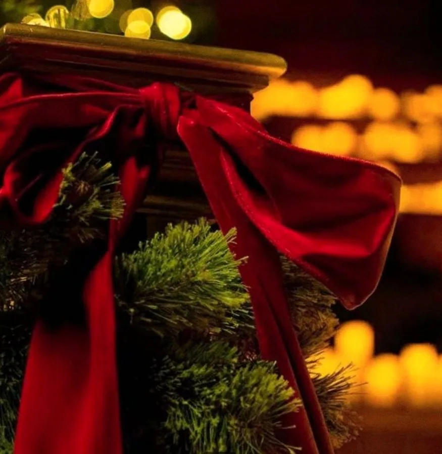 Candlelight: Christmas Classics — achtergrondafbeelding
