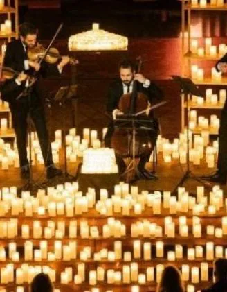 Candlelight Concerts: Queen vs. ABBA · Muziekgebouw Eindhoven, Eindhoven · za 29 aug 2026