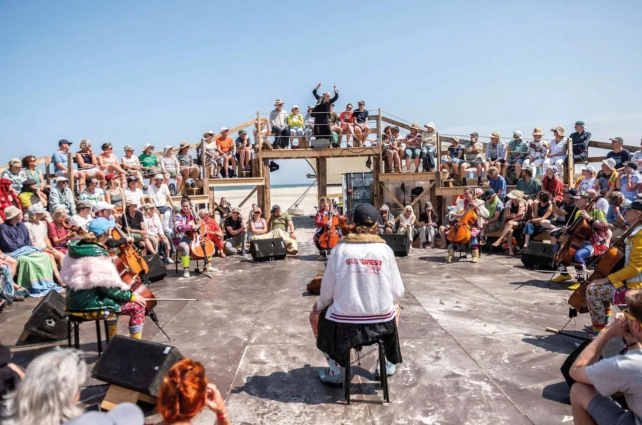 Cello Octet met Sophie van Winden · Cool Kunst en Cultuur, Heerhugowaard · do 4 feb 2027