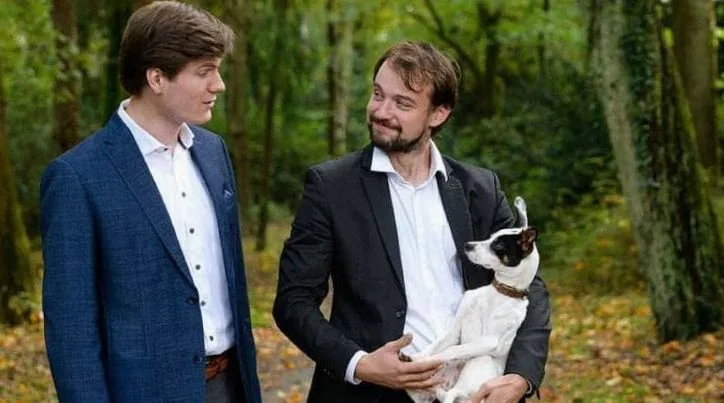 Charlie Bo Meijering - Vincent Kusters — achtergrondafbeelding