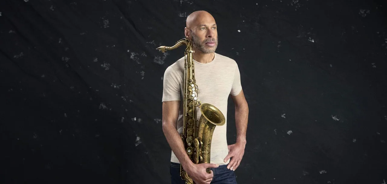 Coltrane 100 - Joshua Redman & Jazz Orchestra of the Concertgebouw — achtergrondafbeelding
