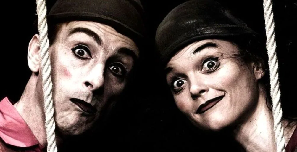 Compagnia Baccalà - Oh oh — background image