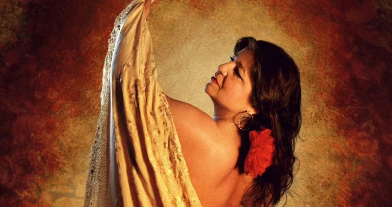 Compañía María La Serrana — achtergrondafbeelding