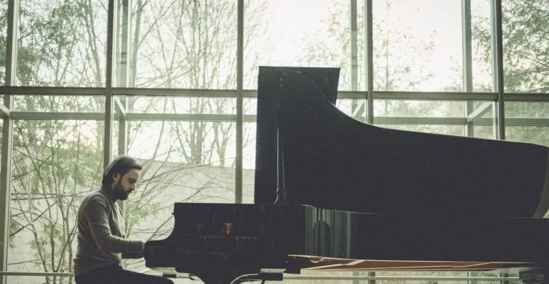 Daniil Trifonov - De meest verbluffende pianist van zijn generatie — background image