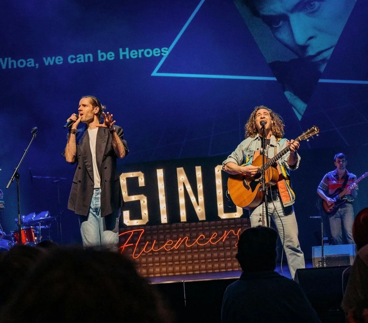 David Bowie Singalong met Pop Up Choir: Heroes — achtergrondafbeelding