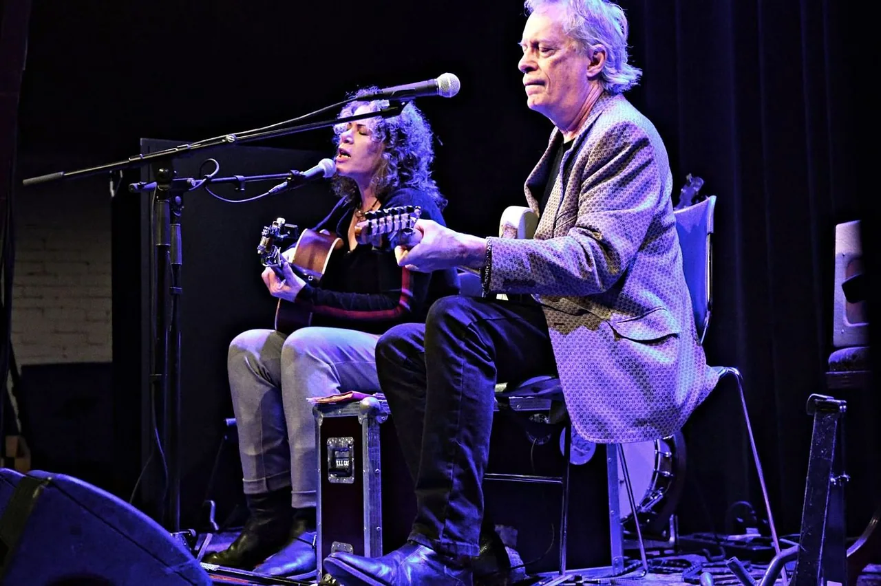 DAYNA KURTZ & Robert Maché · Thiemeloods, Nijmegen · zo 13 dec 2026