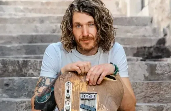 Dom Martin (UK) · De Vorstin, Hilversum · zo 17 jan 2027