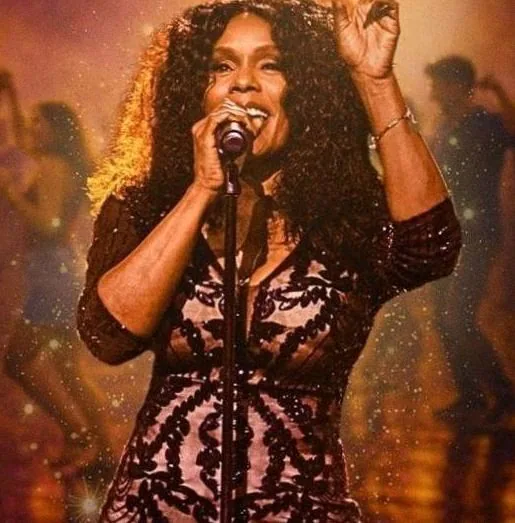 Donna's Hot Stuff — Could It Be Magic Tour — achtergrondafbeelding