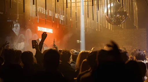 Doordraaien · Neushoorn, Leeuwarden · za 12 sep 2026
