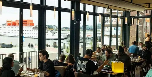 Drinks, bites and DJ's · Van de Werf, Amsterdam · za 24 okt 2026