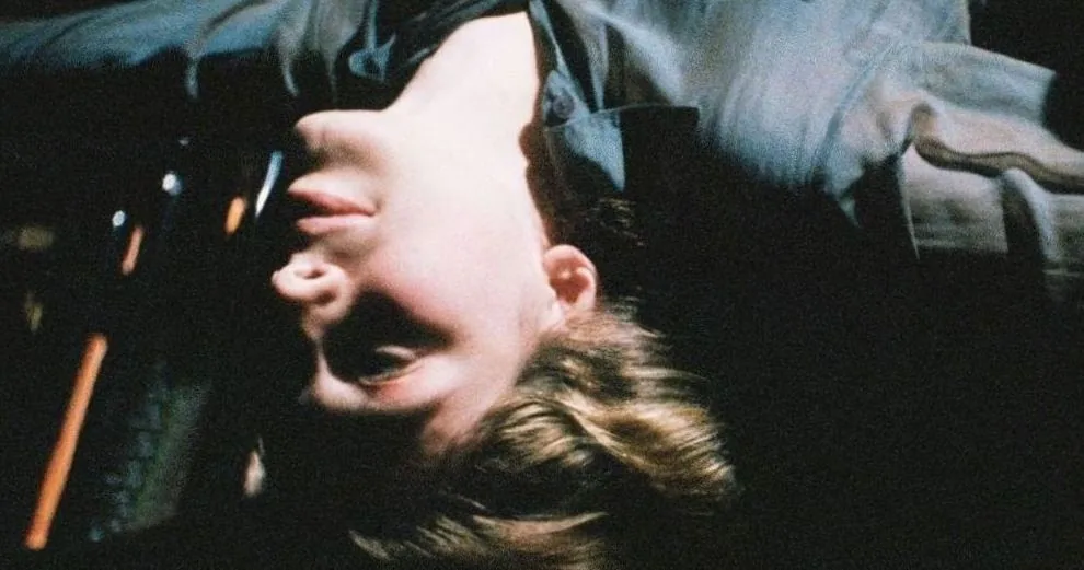 Eliana Glass — achtergrondafbeelding