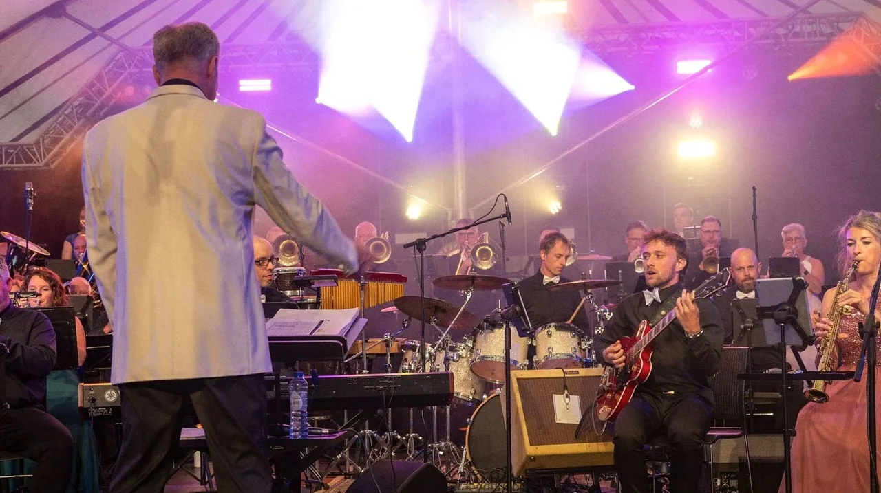 Excelsior · Theater de Willem, Papendrecht · za 19 jun 2027