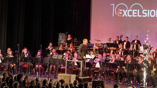 Excelsior i.s.m. Francis van Broekhuizen · Theater de Willem, Papendrecht · za 9 jan 2027
