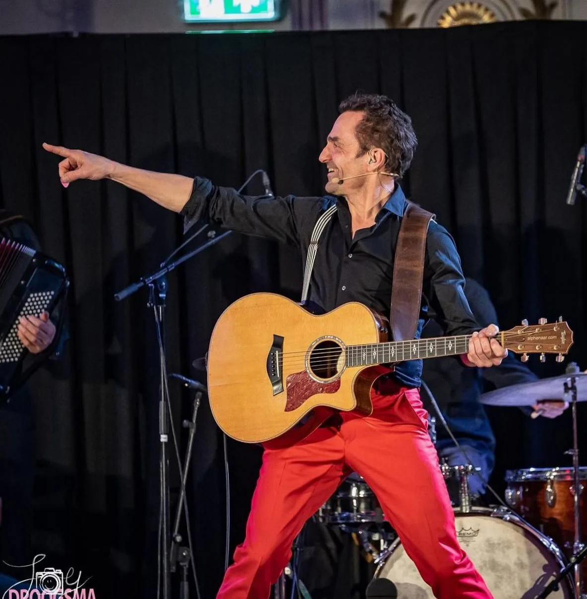 Gerard Alderliefste & Friends| Franse chansons — achtergrondafbeelding