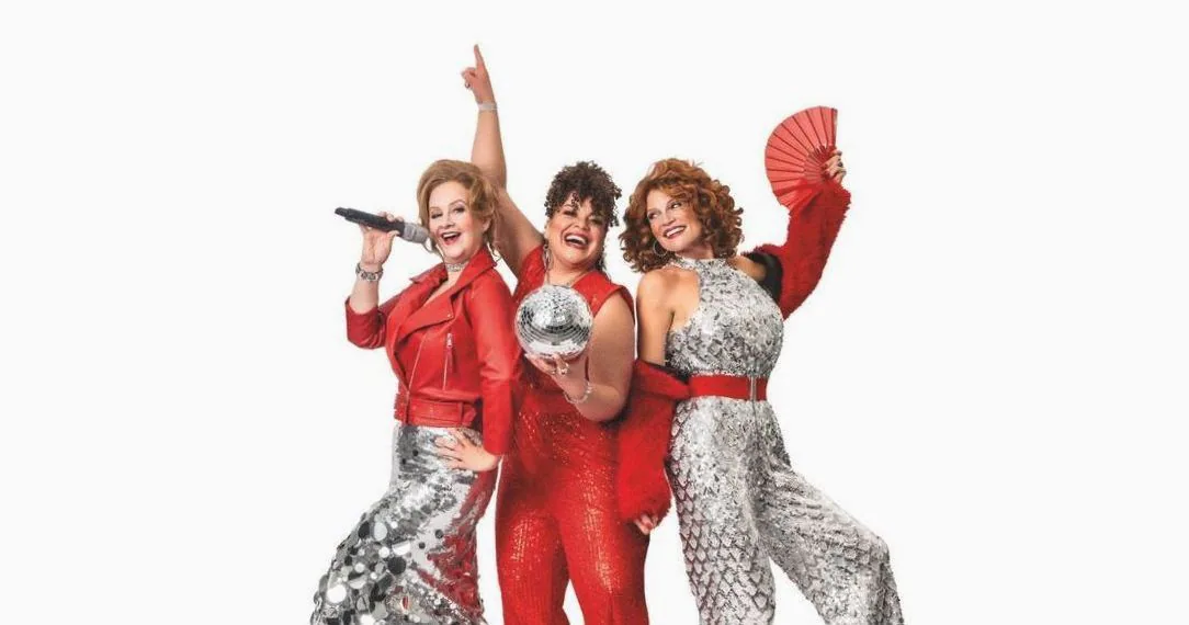 Girls on Fire 3 — achtergrondafbeelding