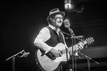 Gregory Page · De Boerderij Huizen, Huizen · do 22 apr 2027