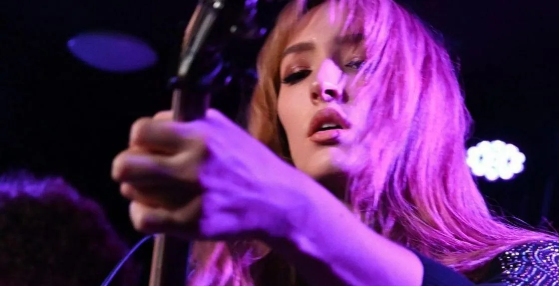 Hannah Aldridge (USA) & Band — achtergrondafbeelding
