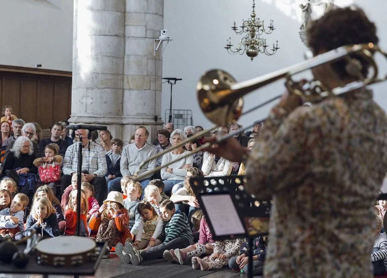 Het Kinderconcert van Podium21 — background image
