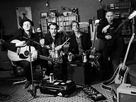HIDDEN XMAS DELUXE FT. CANDICE LACINA (THE HELLO DARLIN’S) · Sempergebouw, Oldenzaal · do 17 dec 2026