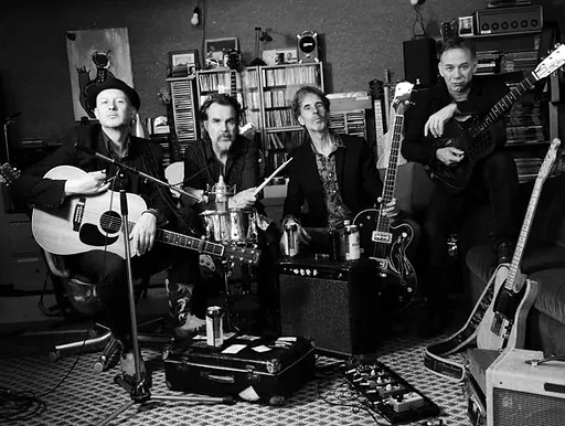 HIDDEN XMAS DELUXE FT. CANDICE LACINA (THE HELLO DARLIN’S) · Sempergebouw, Oldenzaal · do 17 dec 2026