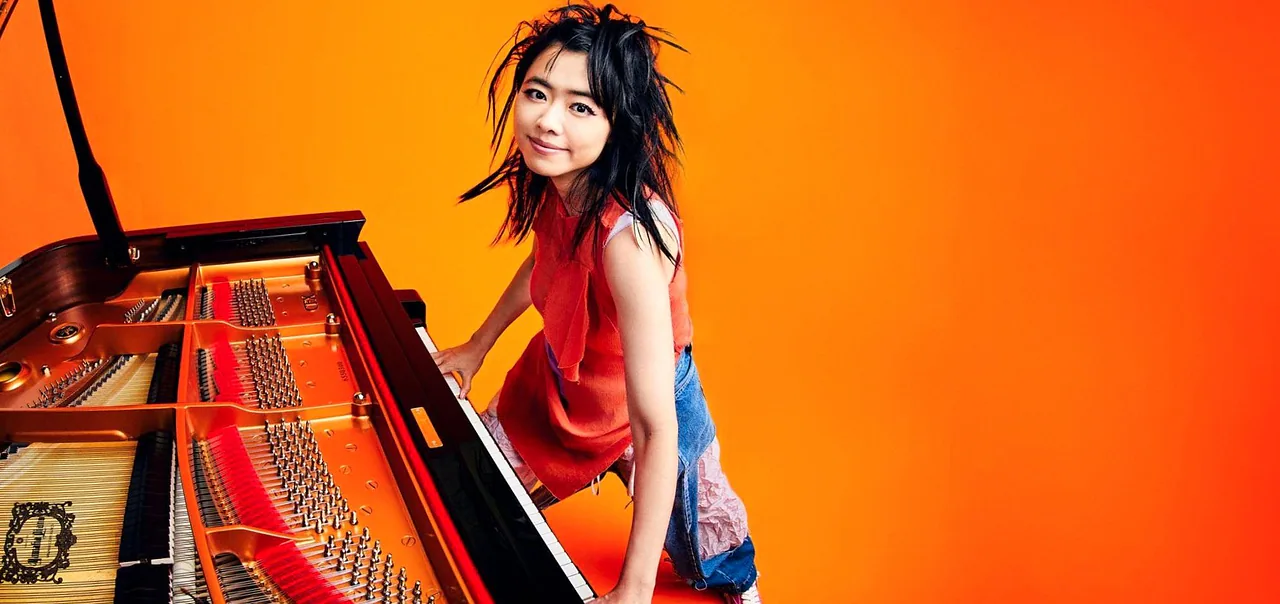 Hiromi & Metropole Orkest — achtergrondafbeelding