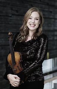 Isabelle van Keulen en Ulrike Payer · Podium Zuidhaege, Assen · Sun, 11 Apr 2027