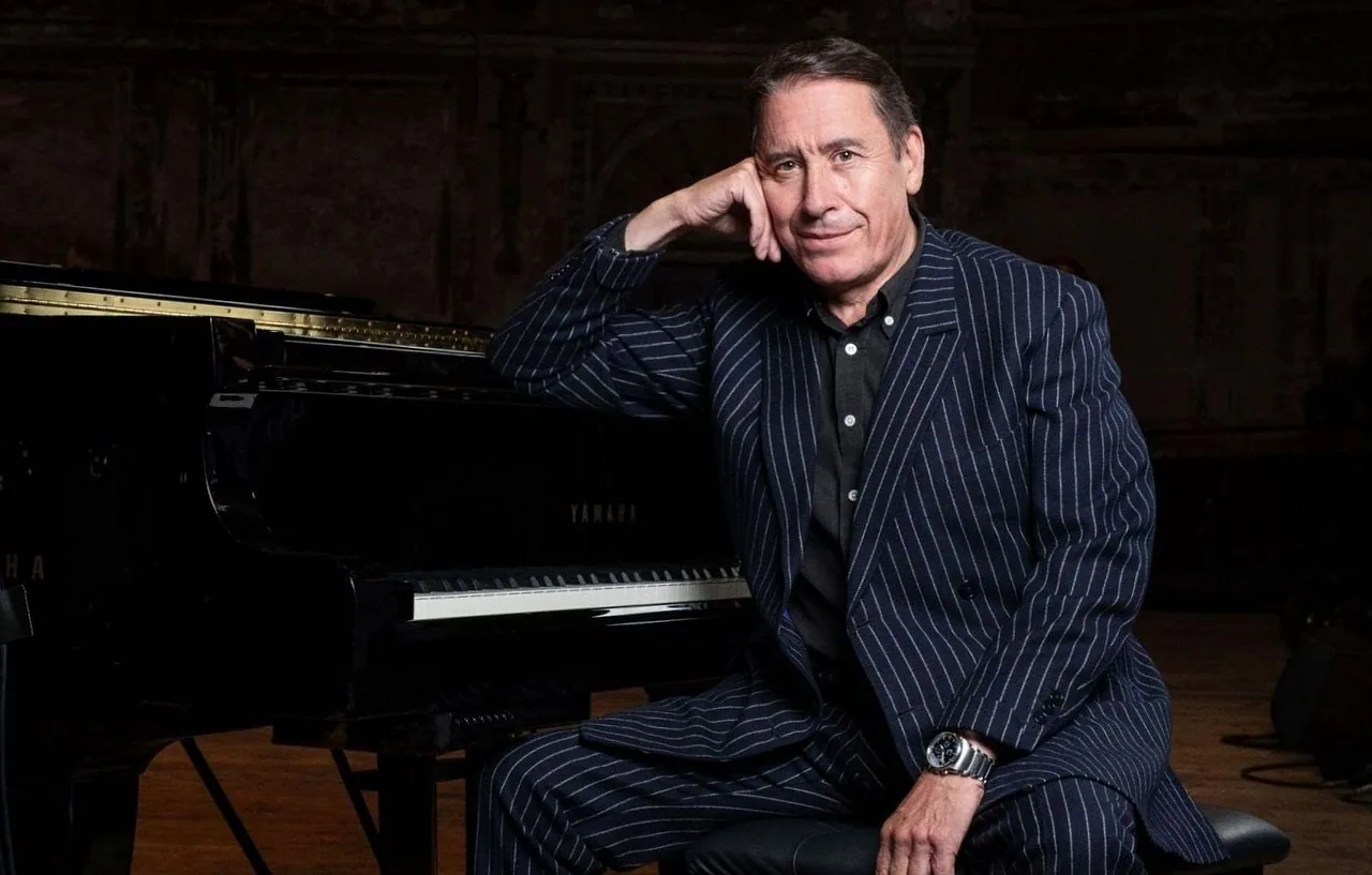 Jools Holland (UK) — achtergrondafbeelding