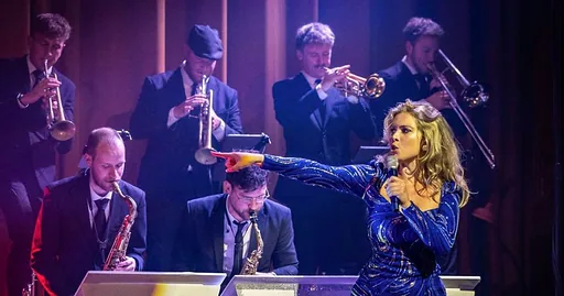 JULIE HUARD · Theater de Speeldoos, Baarn · za 28 nov 2026