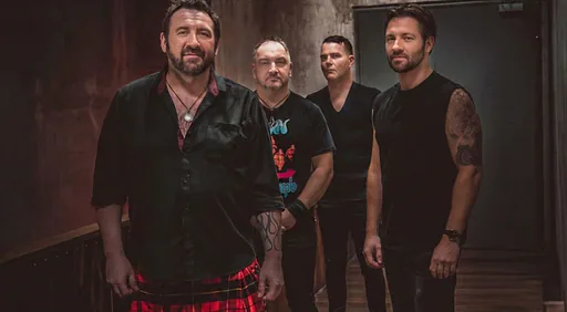 King King · Luxor Live, Arnhem · Tue, 20 Apr 2027