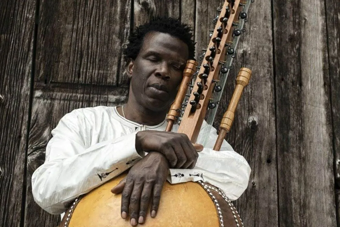 Kora Muziek from Senegal by Bao Sissoko & Ibou Ndongue — achtergrondafbeelding
