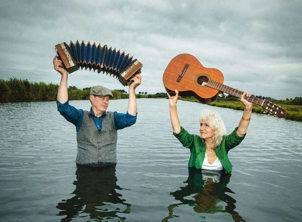 Leoni Jansen en Carel Kraayenhof · Theater de Stoep, Spijkenisse · vr 2 okt 2026