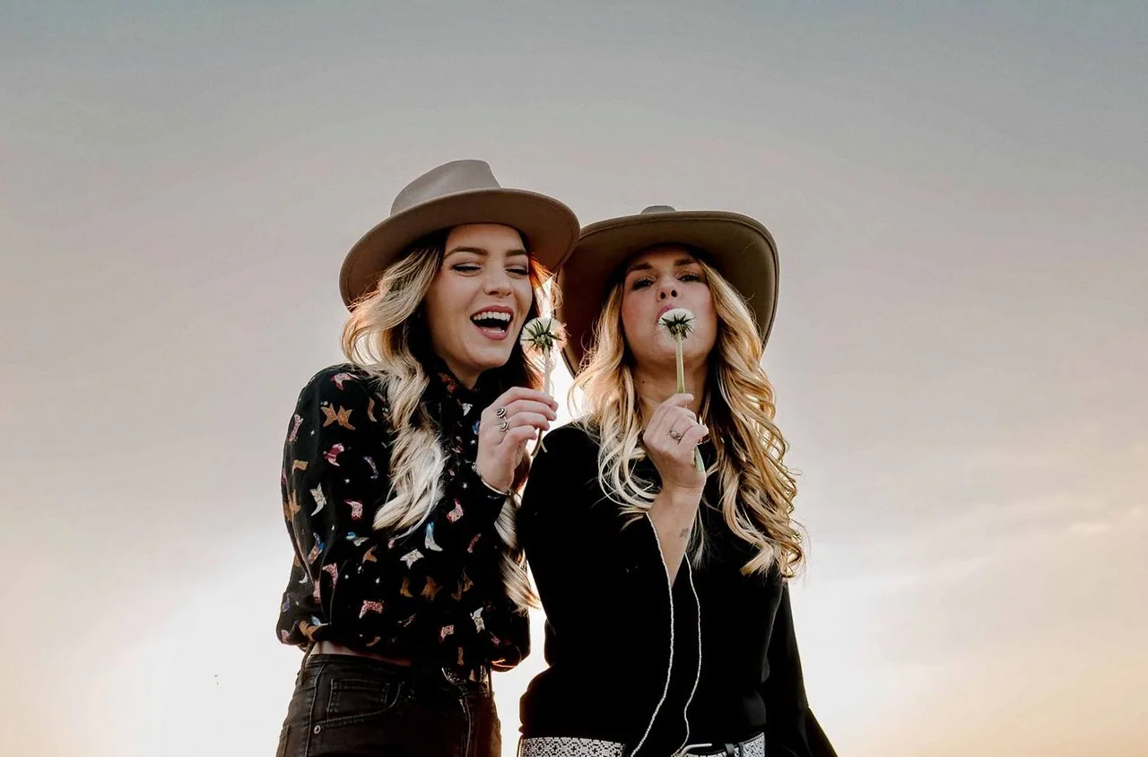 Live@Dox: The Orange Blossoms · Nieuwe Luxor Theater, Rotterdam · Fri, 2 Oct 2026