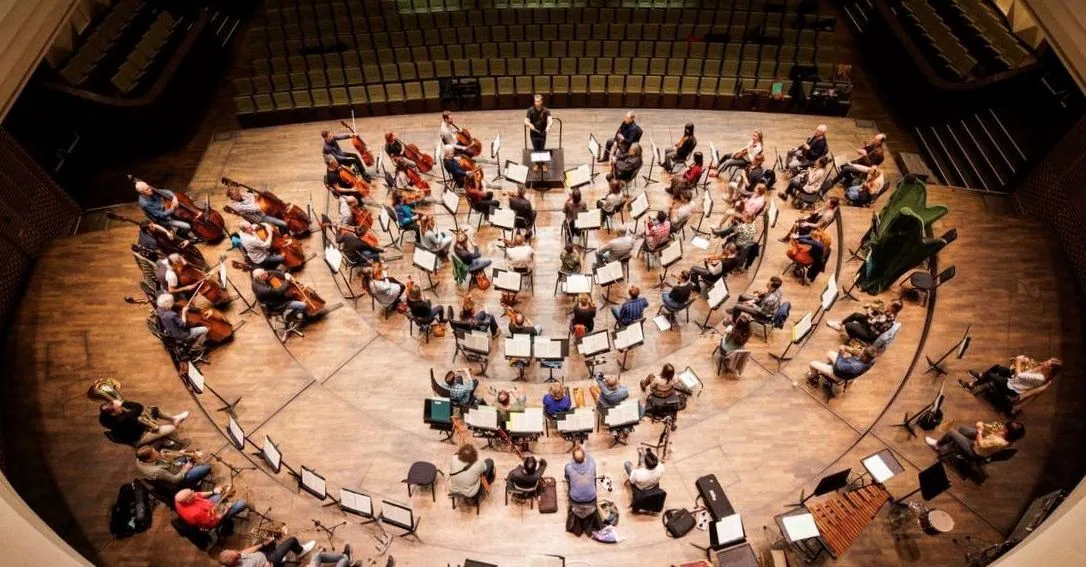 Lunchconcert - Residentie Orkest met Richard Egarr — background image