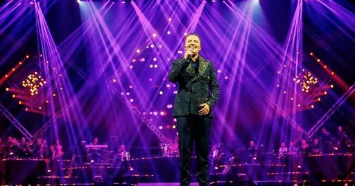 Marco Schuitmaker - Live in het Theater · Chassé Theater, Breda · Fri, 23 Apr 2027